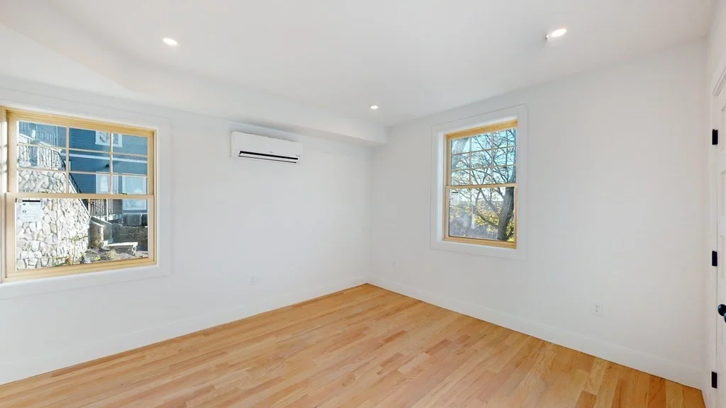 4 bed, 2 bath apartment for rent at 44-46 High St Unit 1, Auburndale — photo 5 of 15