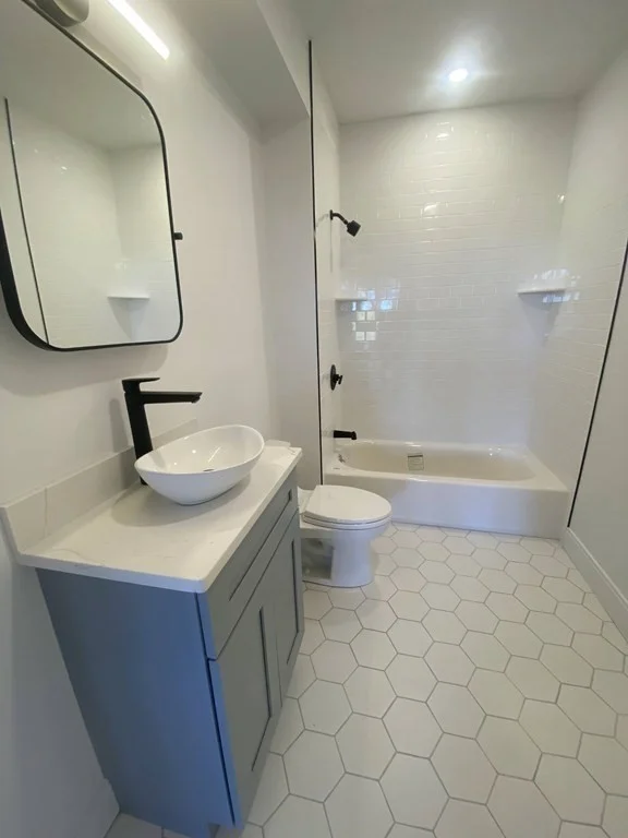 2 bed, 1 bath apartment for rent at 44-46 High St Unit 3, Auburndale — photo 16 of 16