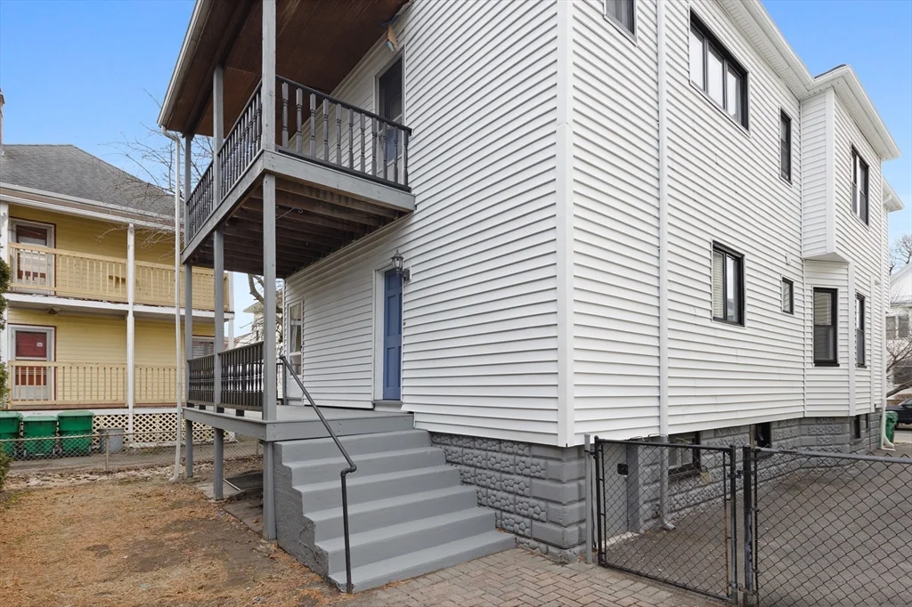 2 bed, 1 bath apartment for rent at 44-46 Pinkham Rd Unit 1, Tufts University — photo 15 of 19