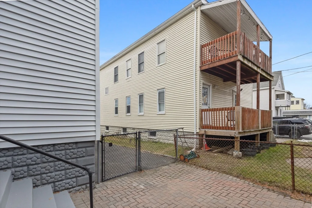 2 bed, 1 bath apartment for rent at 44-46 Pinkham Rd Unit 1, Tufts University — photo 17 of 19