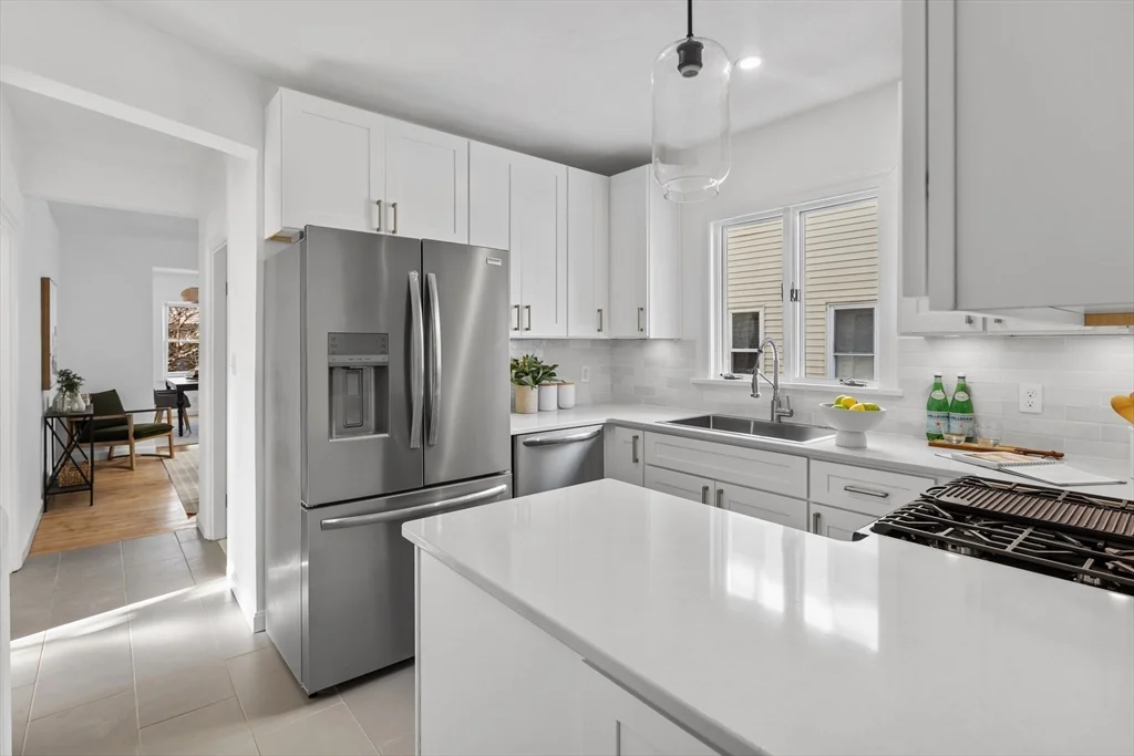 2 bed, 1 bath apartment for rent at 44-46 Pinkham Rd Unit 1, Tufts University — photo 9 of 19