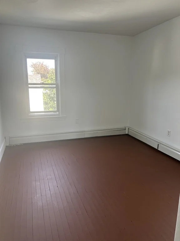 3 bed, 1 bath apartment for rent at 44-46 Salem St Unit 3, Fitchburg — photo 9 of 12