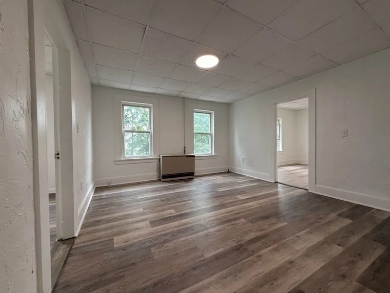 3 bed, 1 bath apartment for rent at 44 Auburn St Unit 2, Brockton — photo 4 of 10