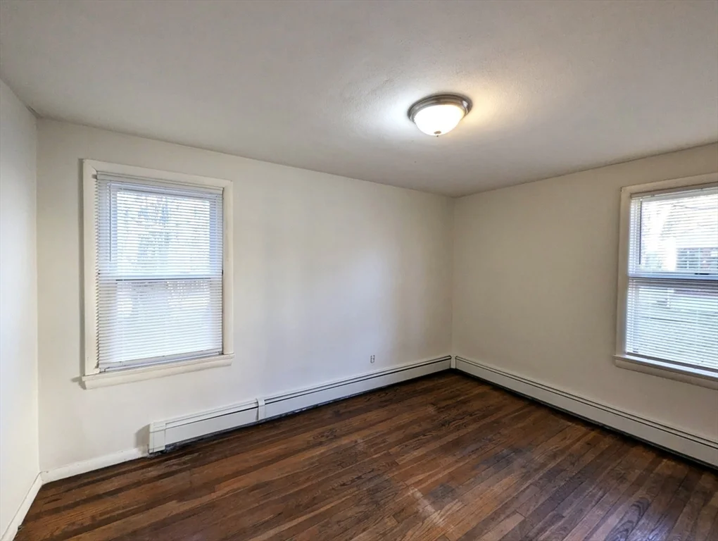 1 bed, 1 bath apartment for rent at 44 Barrington Rd Unit 1, Longmeadow — photo 7 of 11
