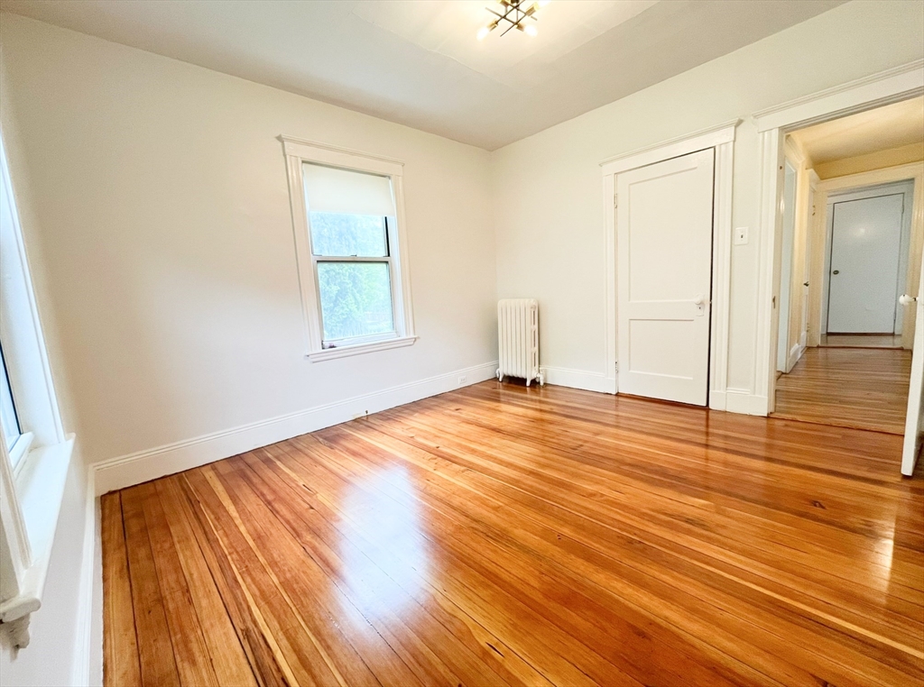 3 bed, 1 bath apartment for rent at 44 Bellevue St Unit 1, West Roxbury — photo 12 of 26