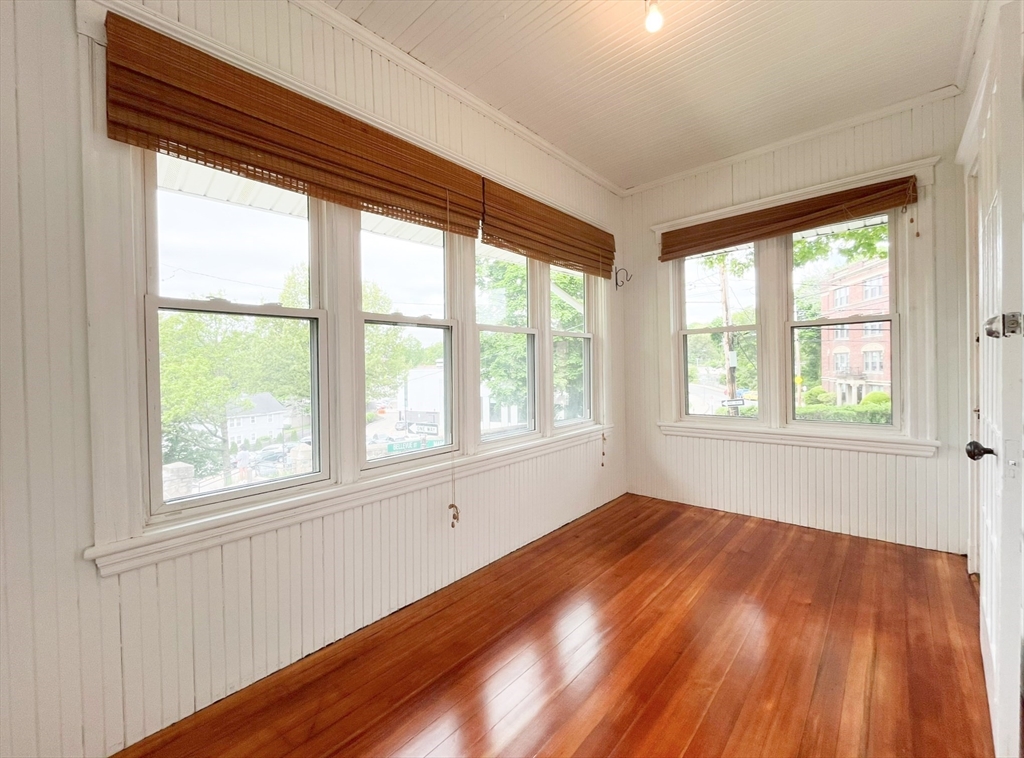 3 bed, 1 bath apartment for rent at 44 Bellevue St Unit 1, West Roxbury — photo 10 of 26