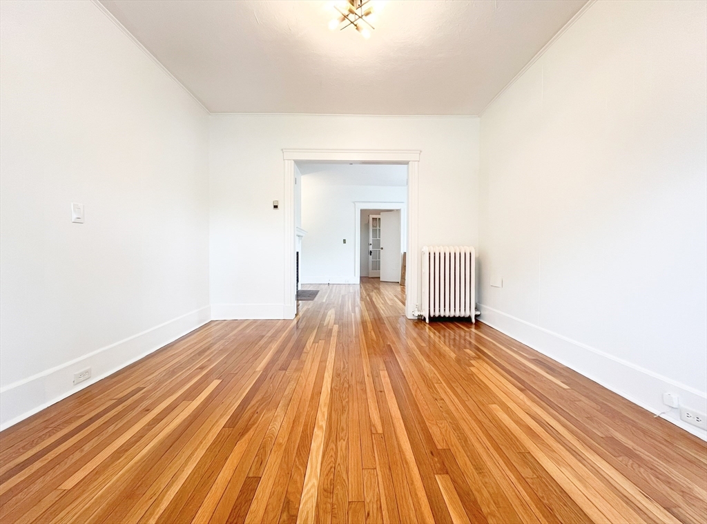 3 bed, 1 bath apartment for rent at 44 Bellevue St Unit 1, West Roxbury — photo 9 of 26