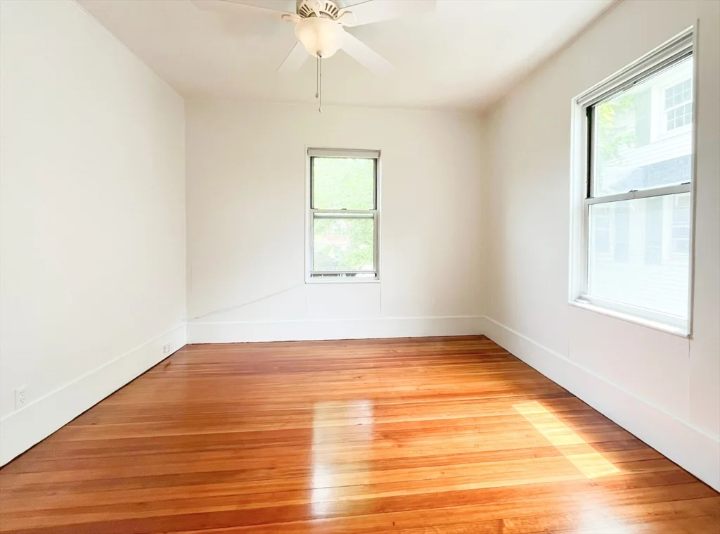 3 bed, 1 bath apartment for rent at 44 Bellevue St Unit 2, West Roxbury — photo 15 of 28