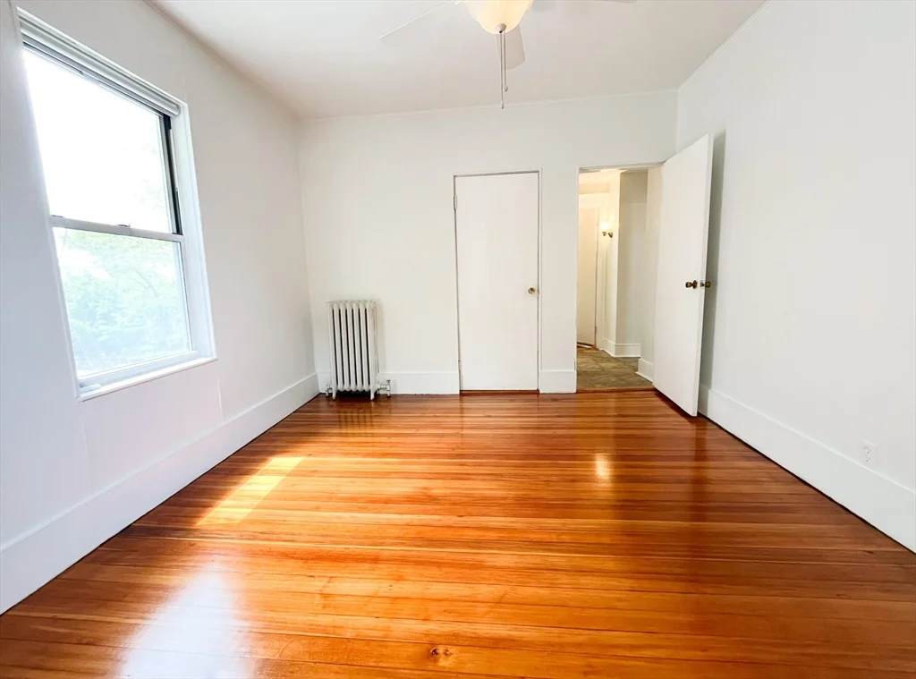 3 bed, 1 bath apartment for rent at 44 Bellevue St Unit 2, West Roxbury — photo 14 of 28