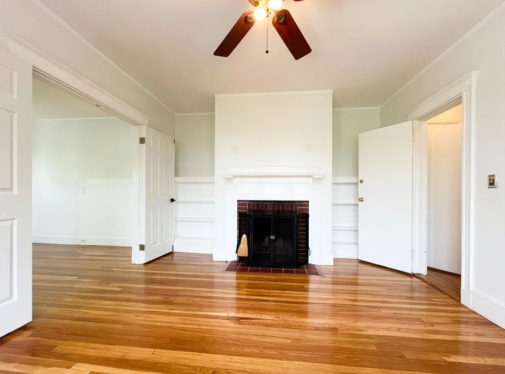 3 bed, 1 bath apartment for rent at 44 Bellevue St Unit 2, West Roxbury — photo 5 of 28