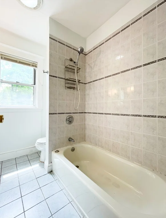 3 bed, 1 bath apartment for rent at 44 Bellevue St Unit 2, West Roxbury — photo 12 of 28