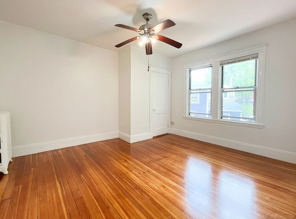 3 bed, 1 bath apartment for rent at 44 Bellevue St Unit 2, West Roxbury — photo 17 of 28