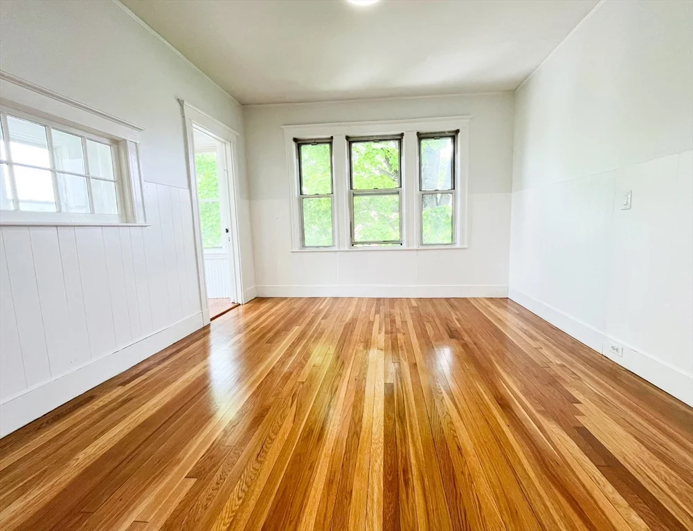 3 bed, 1 bath apartment for rent at 44 Bellevue St Unit 2, West Roxbury — photo 7 of 28