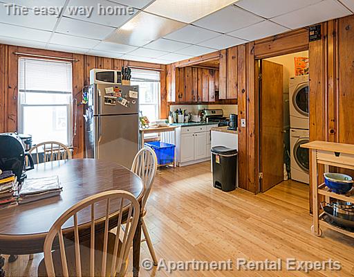3 bed, 1 bath apartment for rent at 44 Benton Rd Unit 1, Spring Hill — photo 2 of 8
