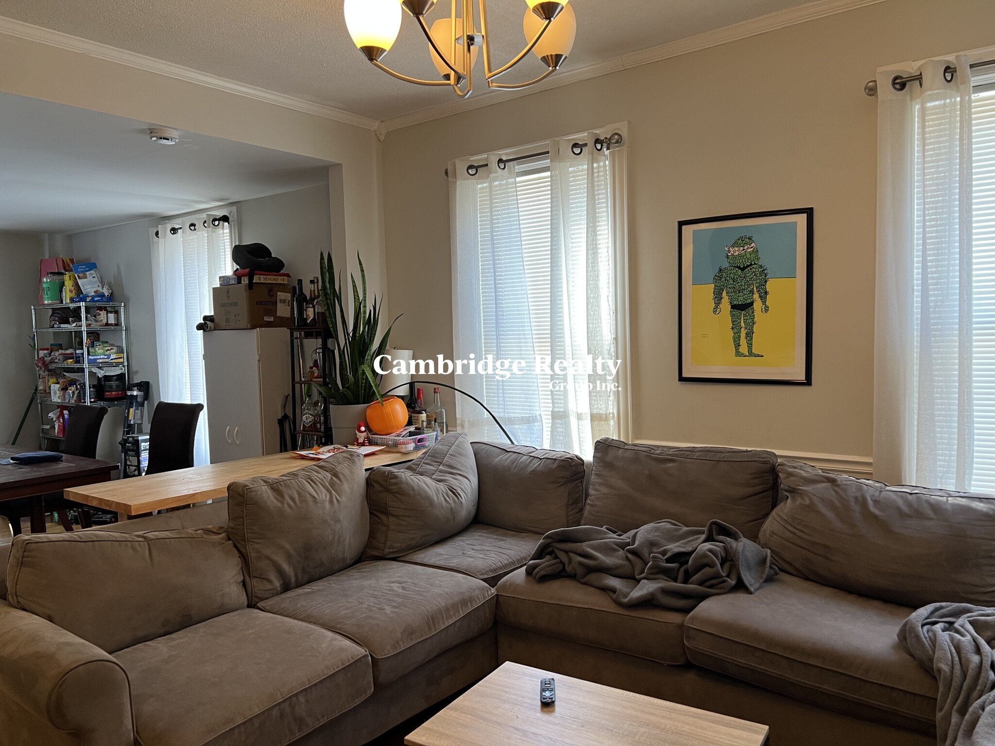 3 bed, 1 bath apartment for rent at 44 Berkeley St Unit 1, Spring Hill — photo 3 of 11