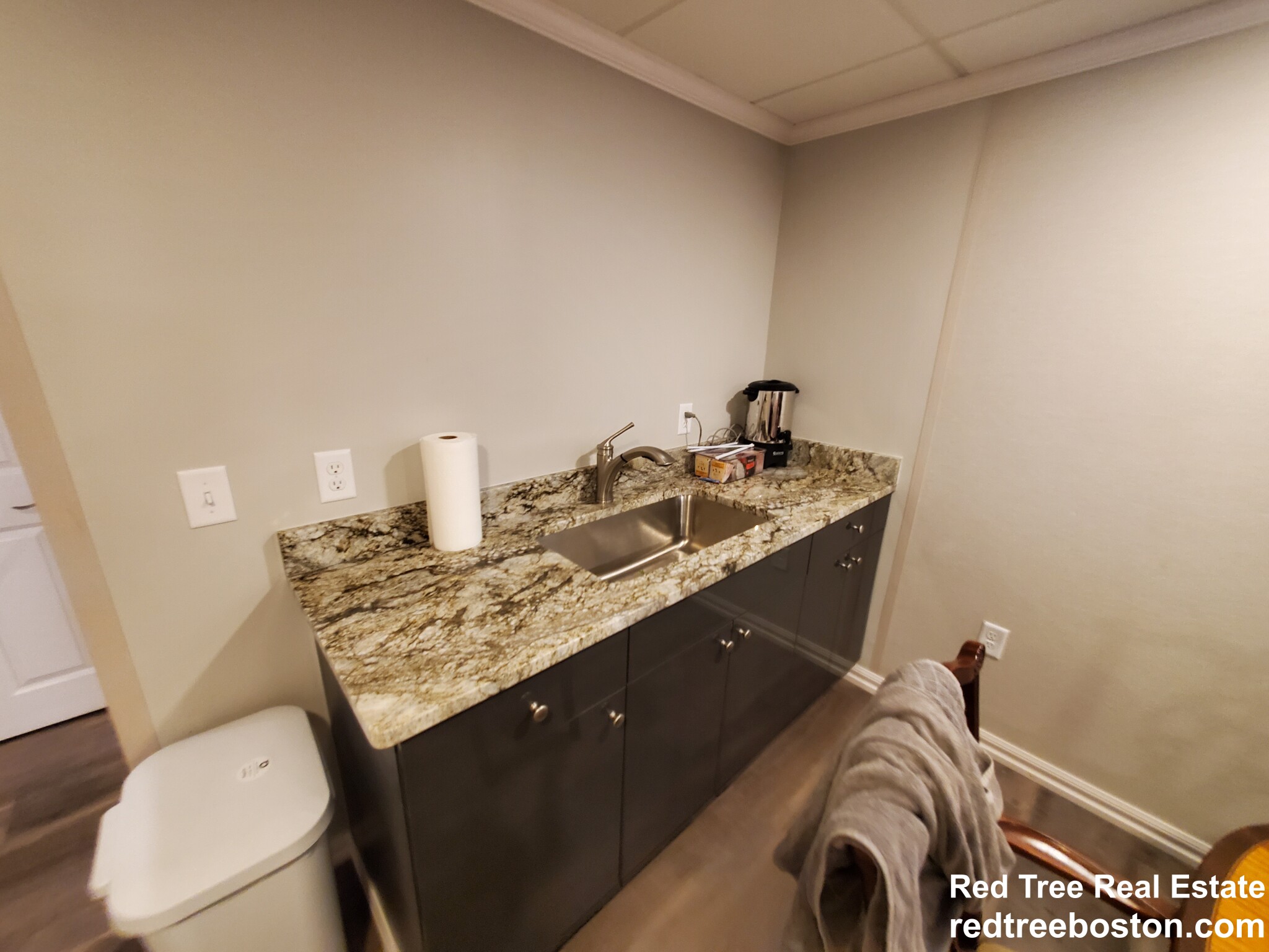 2 bed, 2 bath apartment for rent at 44 Blenford Rd, Brighton — photo 3 of 9