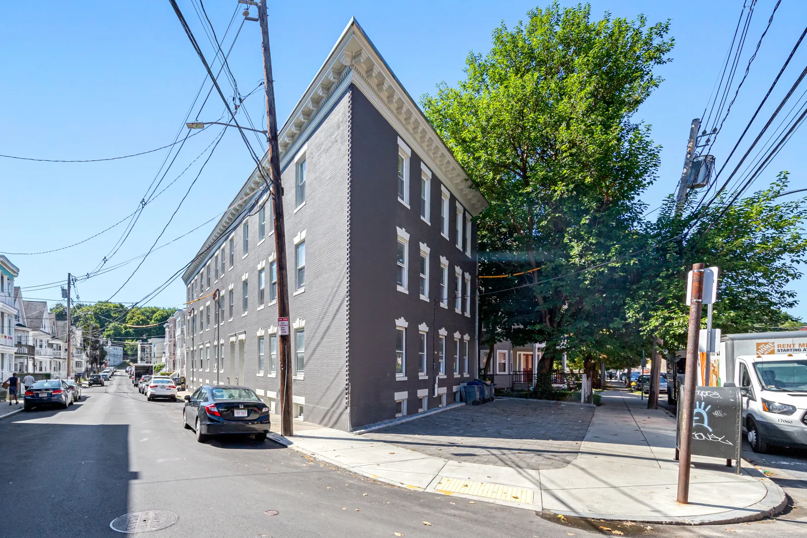3 bed, 1 bath apartment for rent at 44 Brackett St Unit 3, Brighton — photo 24 of 27