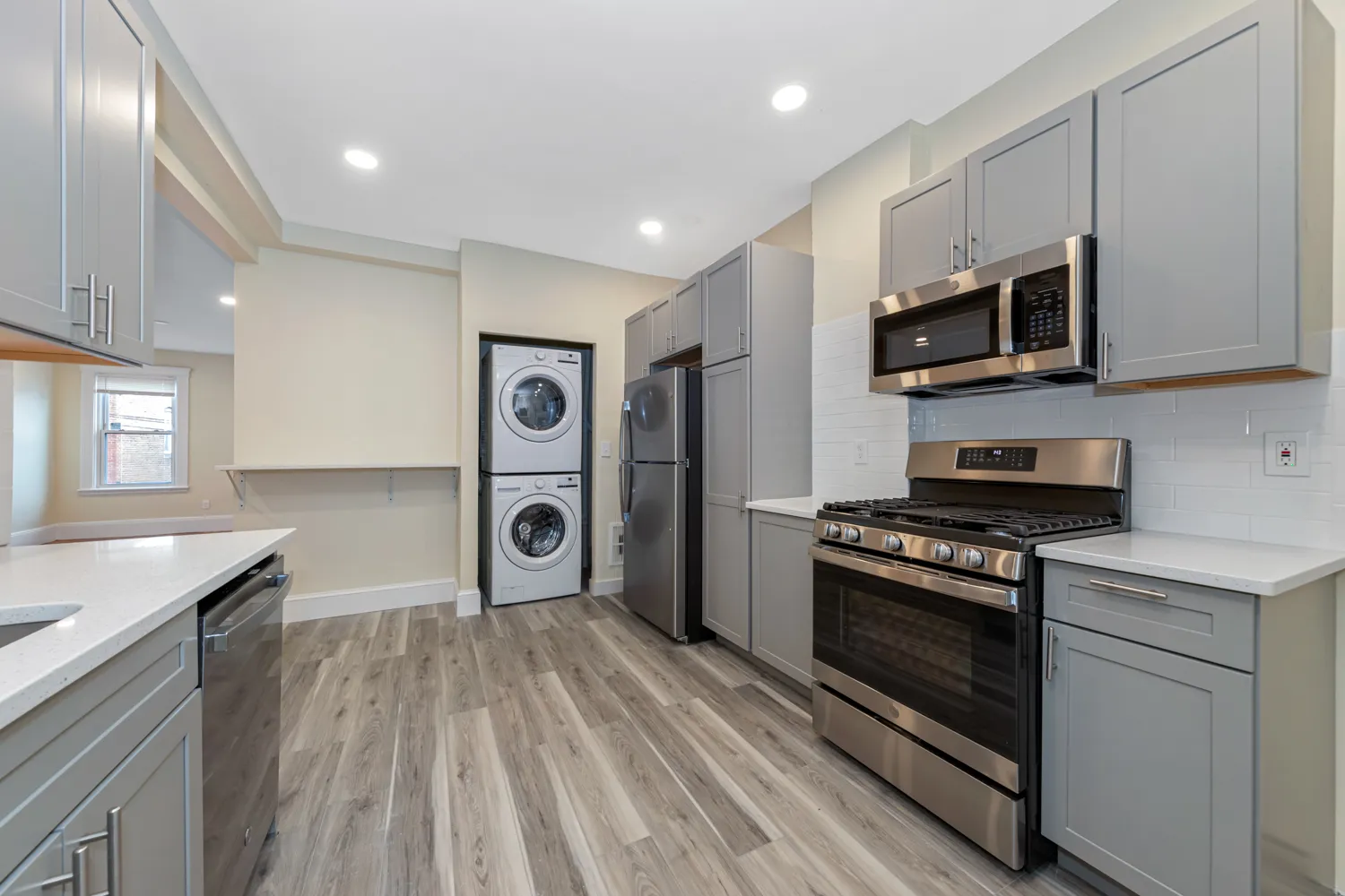 3 bed, 1 bath apartment for rent at 44 Brackett St Unit 3, Brighton