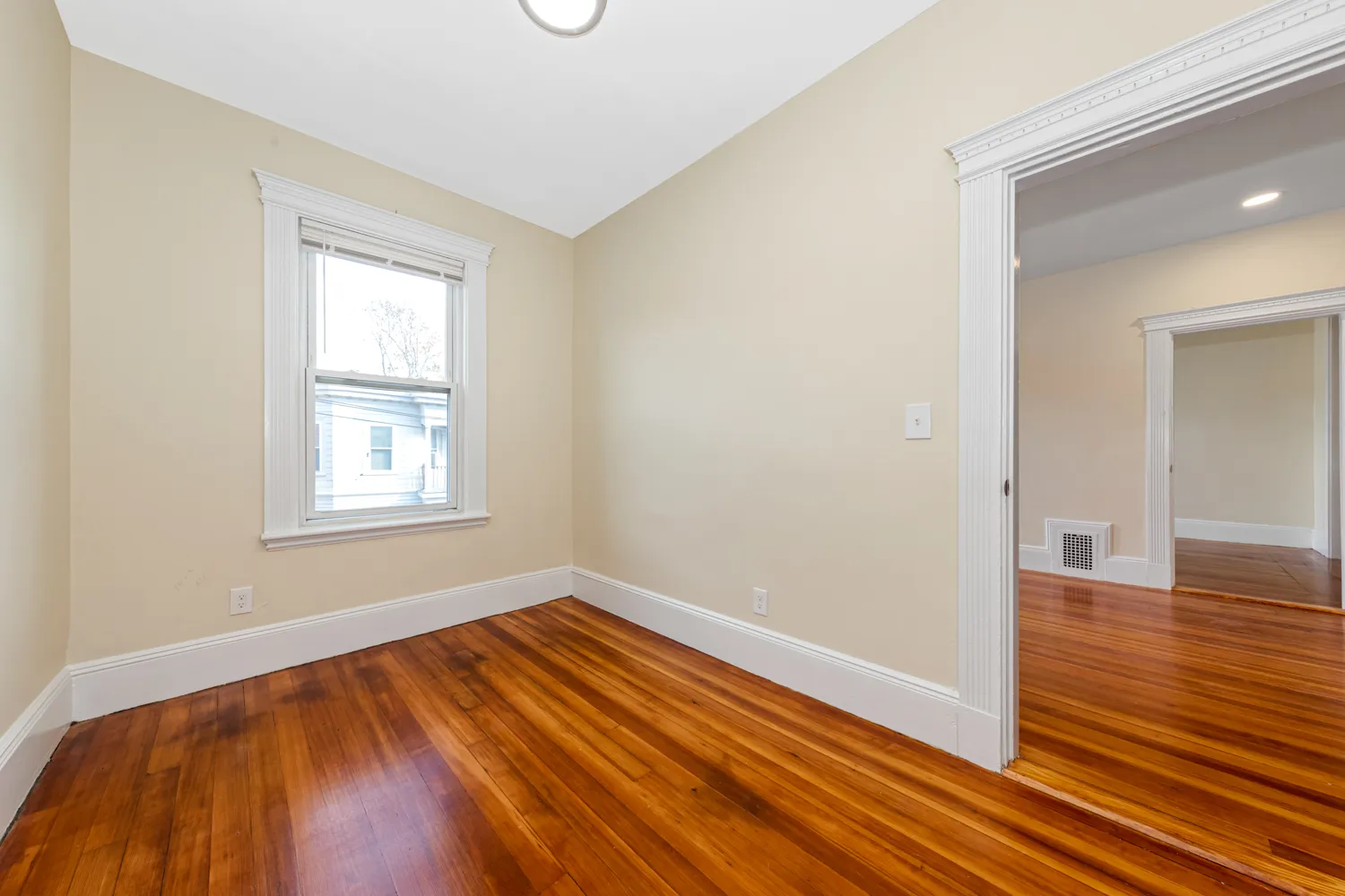 3 bed, 1 bath apartment for rent at 44 Brackett St Unit 3, Brighton — photo 21 of 27