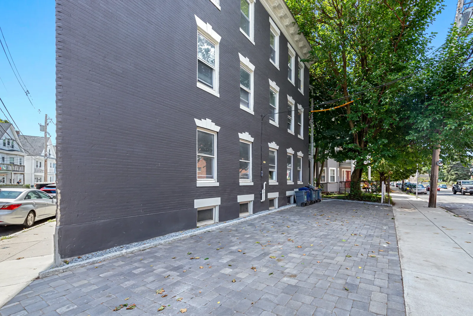 3 bed, 1 bath apartment for rent at 44 Brackett St Unit 3, Brighton — photo 26 of 27