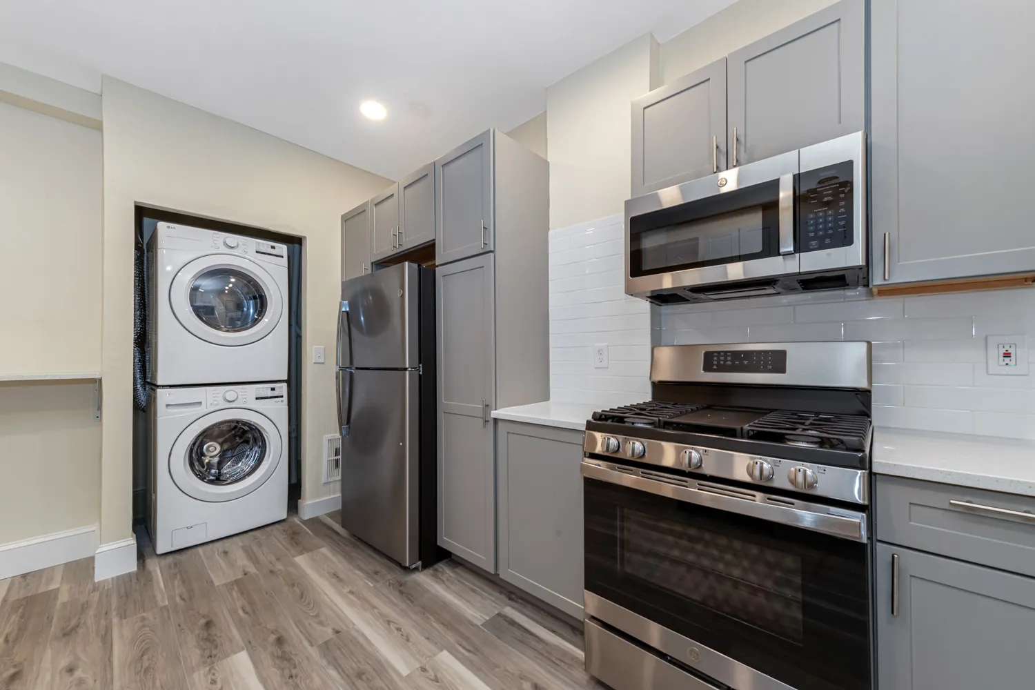 3 bed, 1 bath apartment for rent at 44 Brackett St Unit 3, Brighton — photo 12 of 27