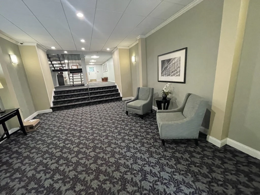 1 bed, 1 bath apartment for rent at 44 Broadlawn Unit 18B, Chestnut Hill — photo 3 of 17