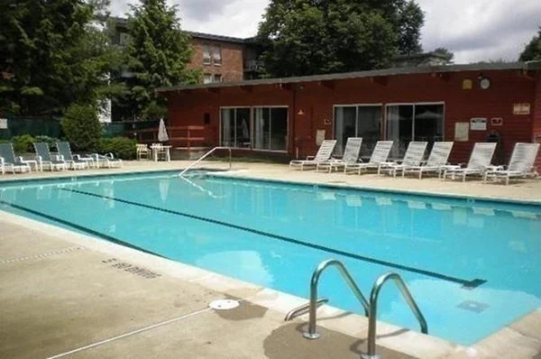 1 bed, 1 bath apartment for rent at 44 Broadlawn Unit 18B, Chestnut Hill — photo 14 of 17