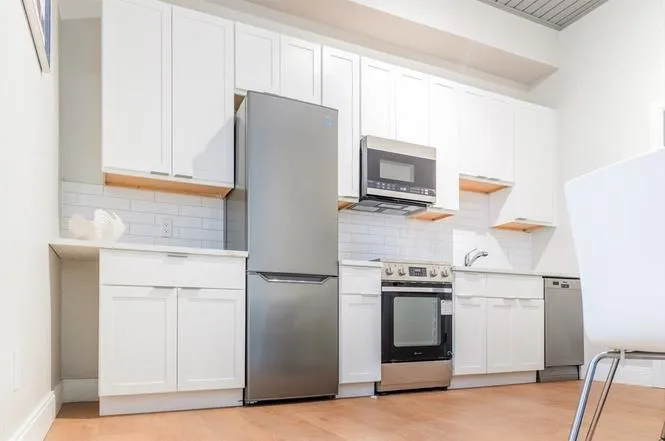 Studio bed, 1 bath apartment for rent at 44 Bromfield St Unit 44 Bromfield St Unit 202, Boston, MA 02108, Boston Downtown — photo 5 of 8