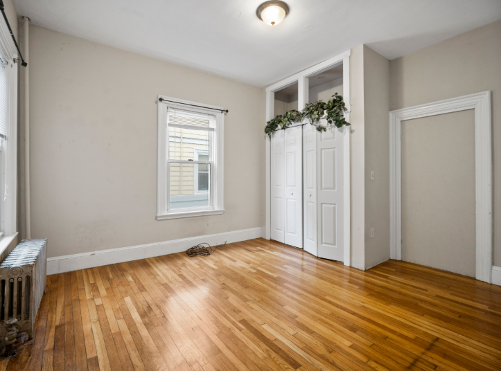 4 bed, 1 bath apartment for rent at 44 Cameron Ave Unit 2, Teele Square — photo 12 of 21