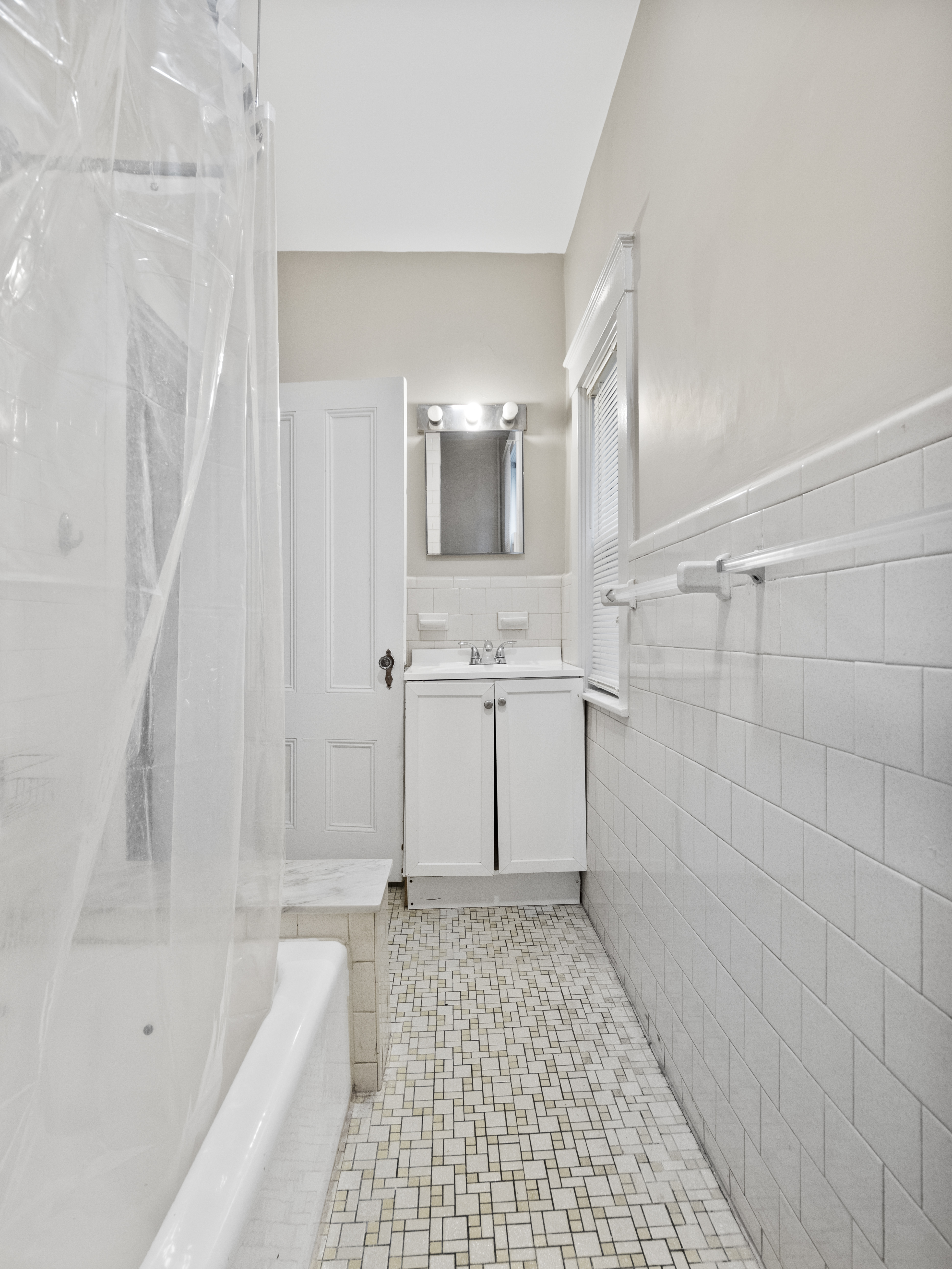 2 bed, 1 bath apartment for rent at 44 Cameron Ave Unit A, Teele Square — photo 5 of 14