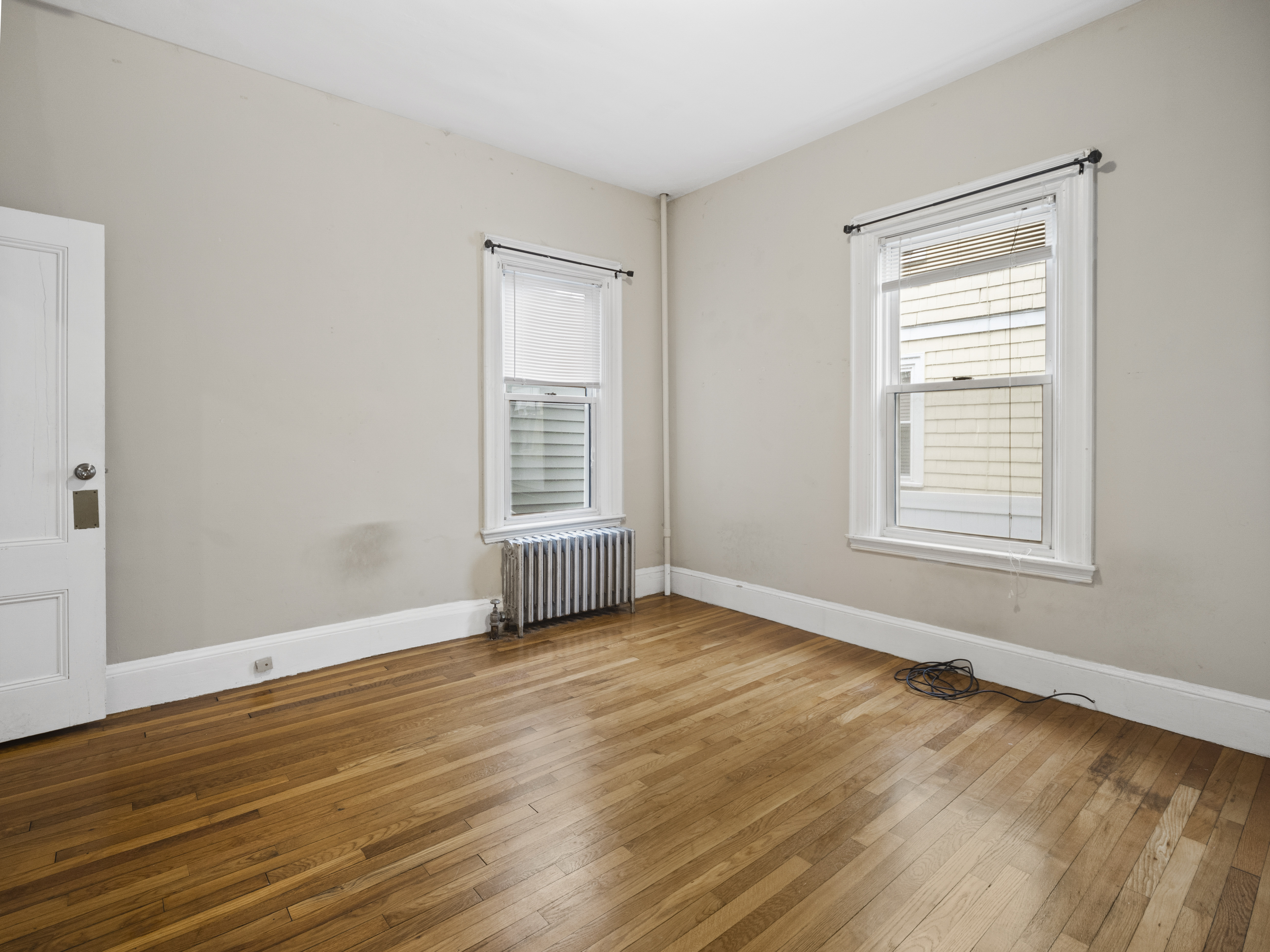 2 bed, 1 bath apartment for rent at 44 Cameron Ave Unit A, Teele Square — photo 3 of 14