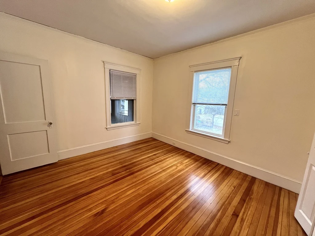 3 bed, 1 bath apartment for rent at 44 Capitol St Unit 1, Watertown — photo 11 of 25