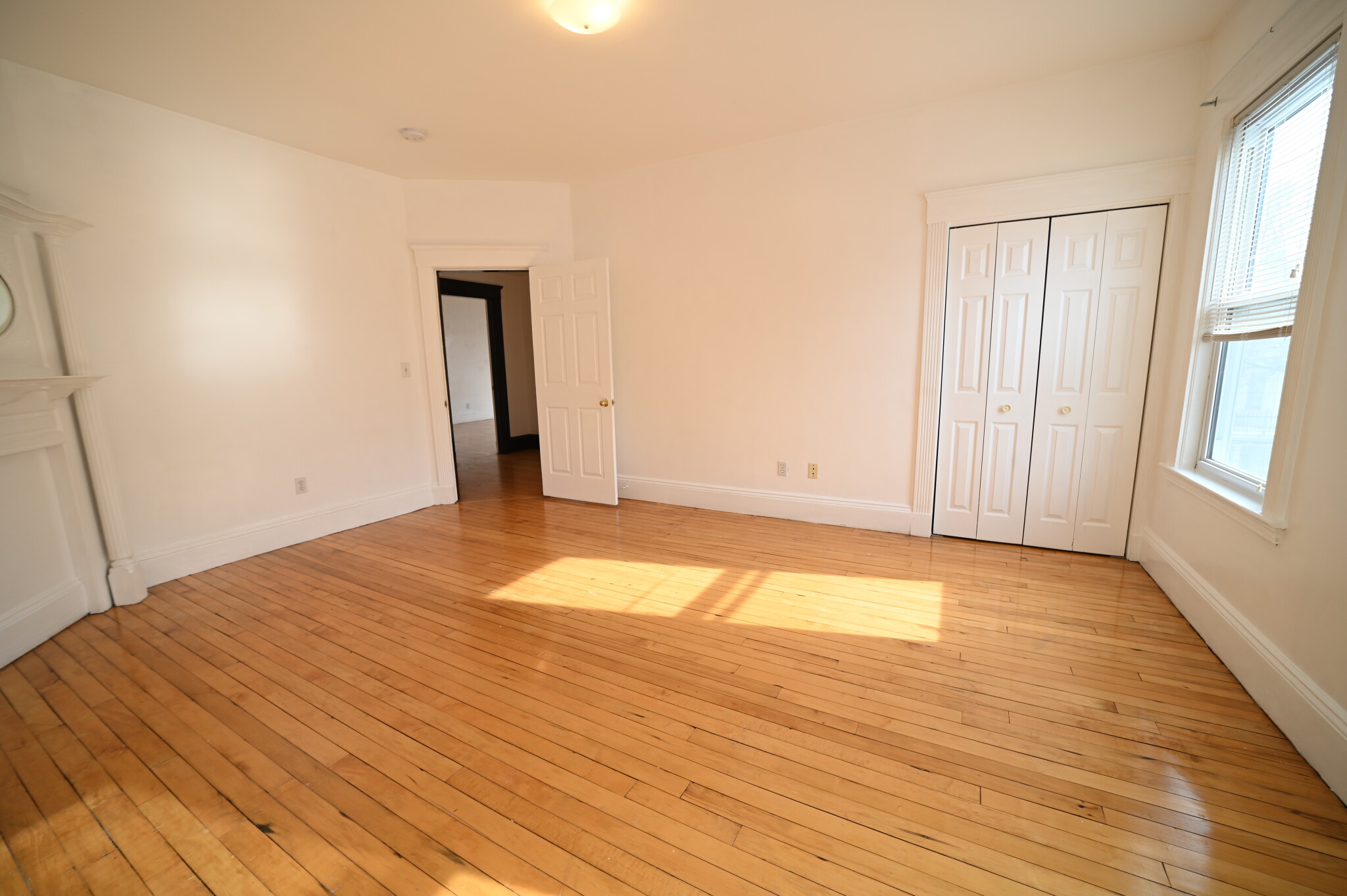 4 bed, 2.5 bath apartment for rent at 44 Champney St Unit 2, Brighton — photo 11 of 18