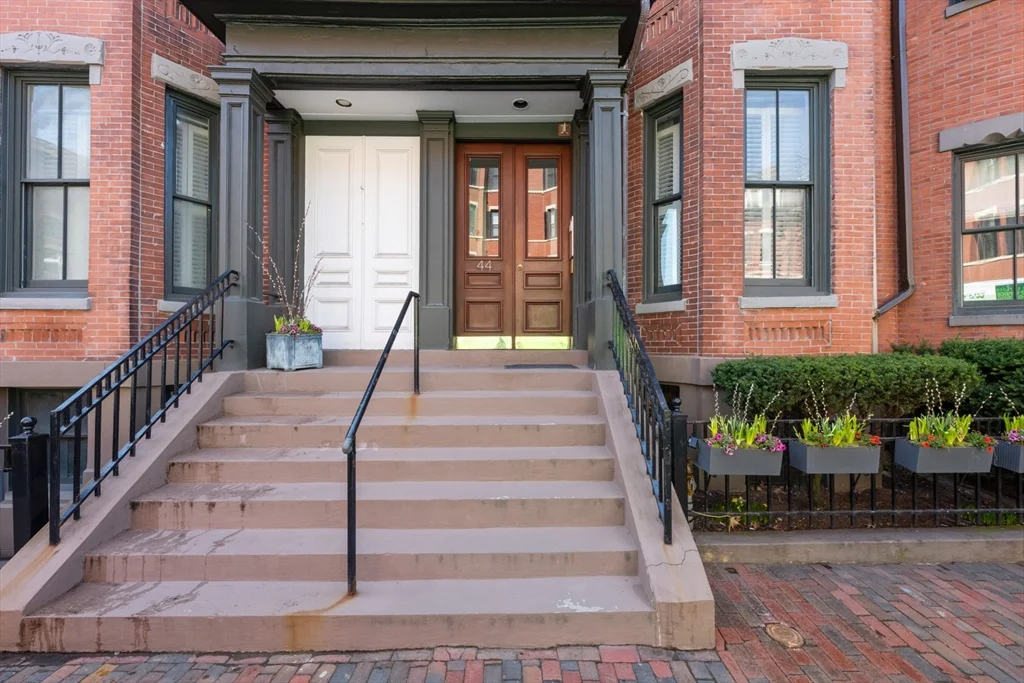1 bed, 1 bath apartment for rent at 44 Chandler St Unit 8, South End — photo 11 of 12