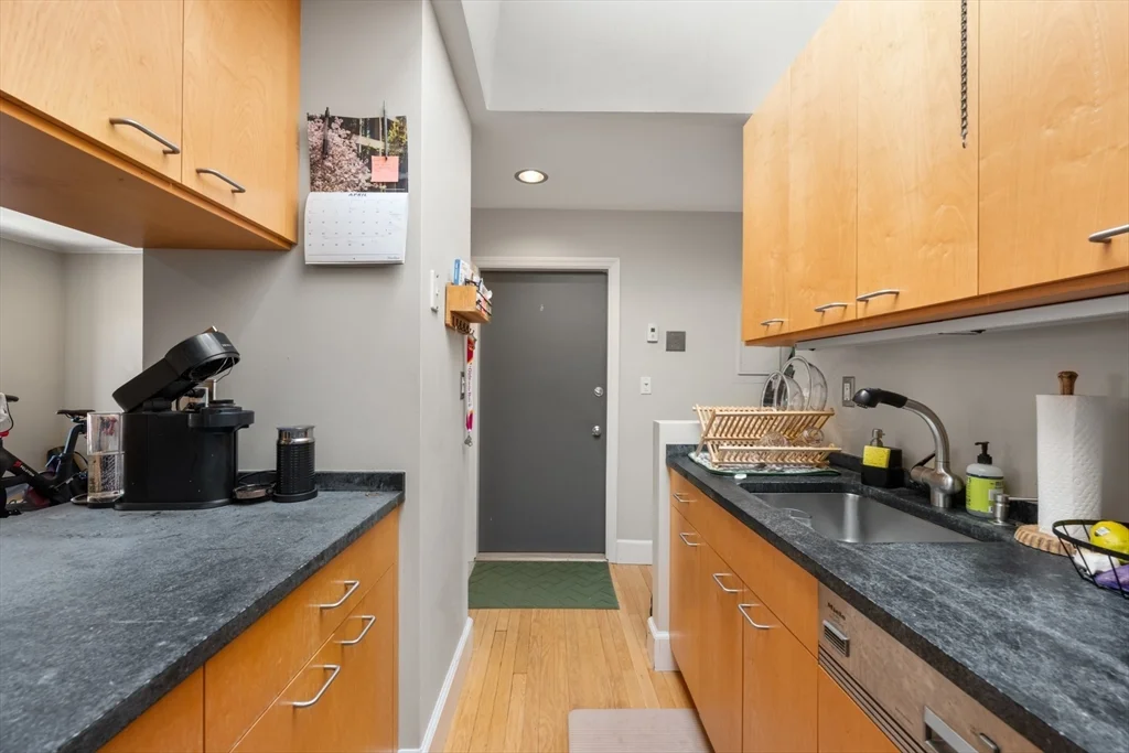 1 bed, 1 bath apartment for rent at 44 Chandler St Unit 8, South End — photo 5 of 12