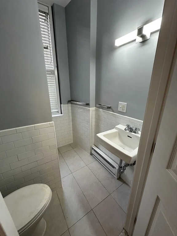 1 bed, 1 bath apartment for rent at 44 Charles St Unit 1, Beacon Hill — photo 8 of 11