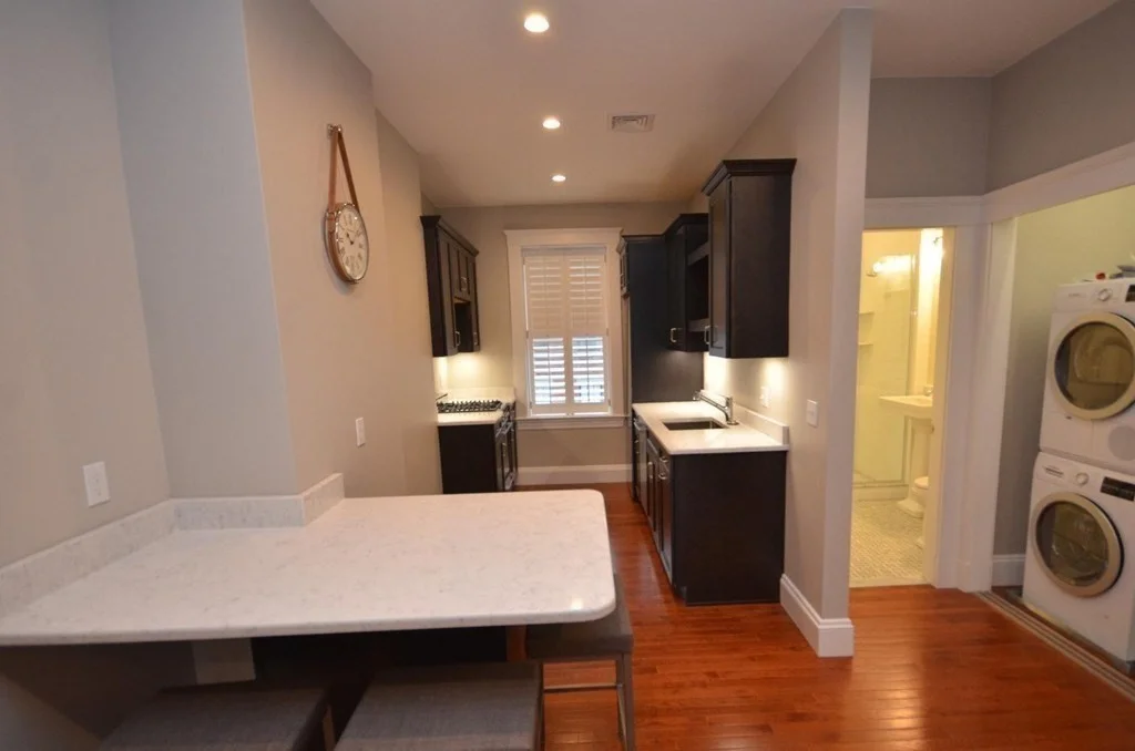Studio bed, 1 bath apartment for rent at 44 Charles St Unit 3, Beacon Hill — photo 4 of 7