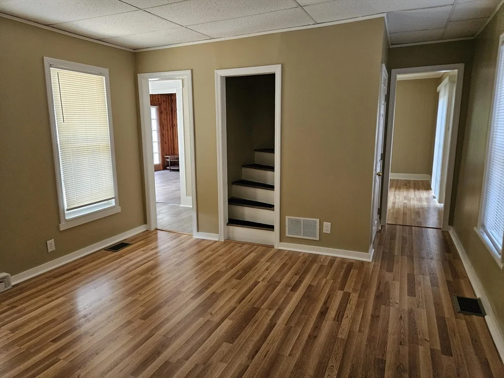 3 bed, 1 bath apartment for rent at 44 Chestnut St Unit 2, Marlborough — photo 16 of 26