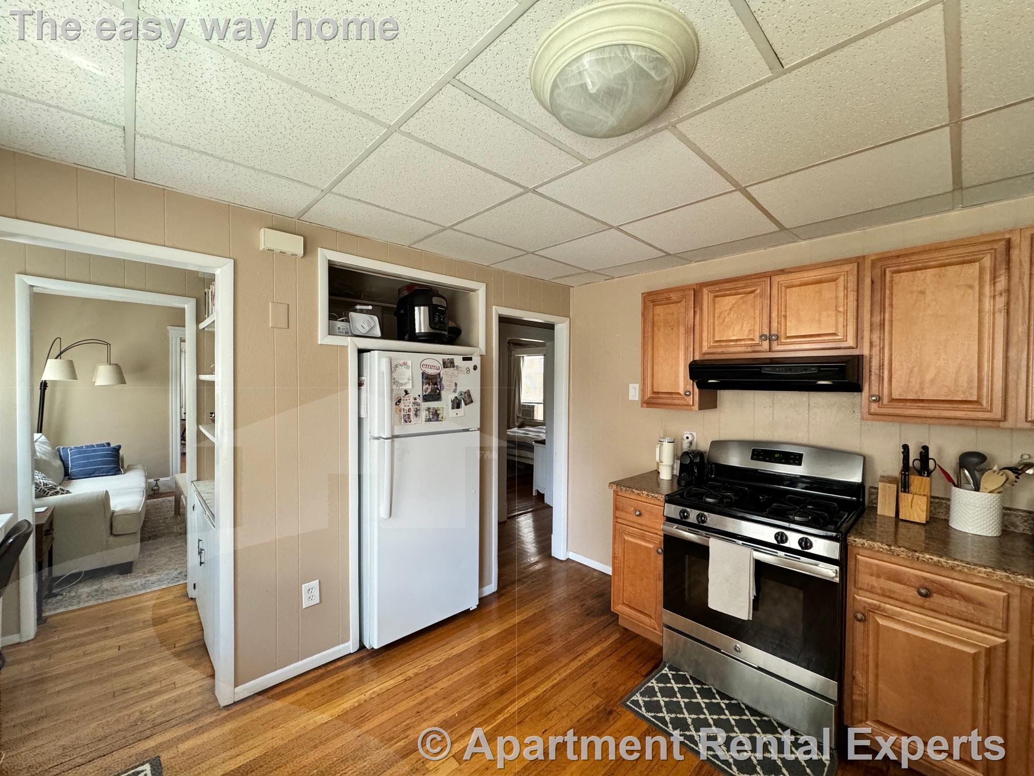 2 bed, 1 bath apartment for rent at 44 Clarendon Ave Unit 2, Teele Square — photo 9 of 16