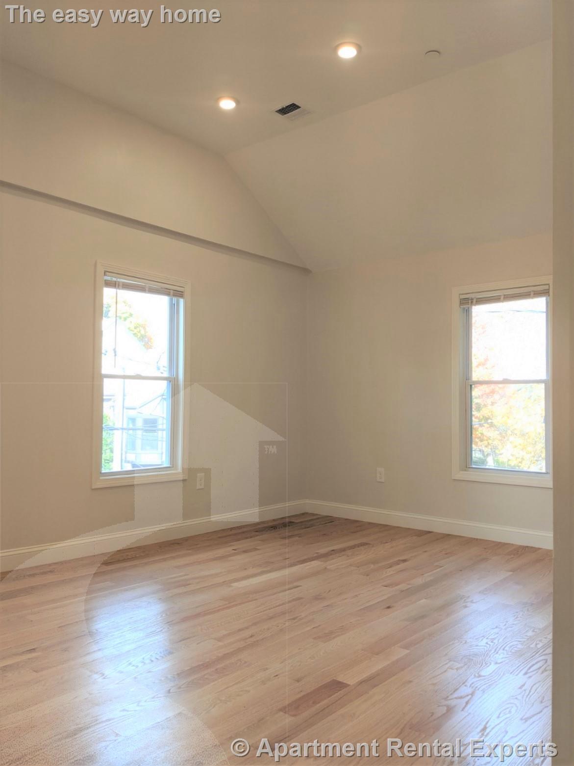 1 bed, 1 bath apartment for rent at 44 Cogswell Ave Unit 2, Porter Square — photo 7 of 15