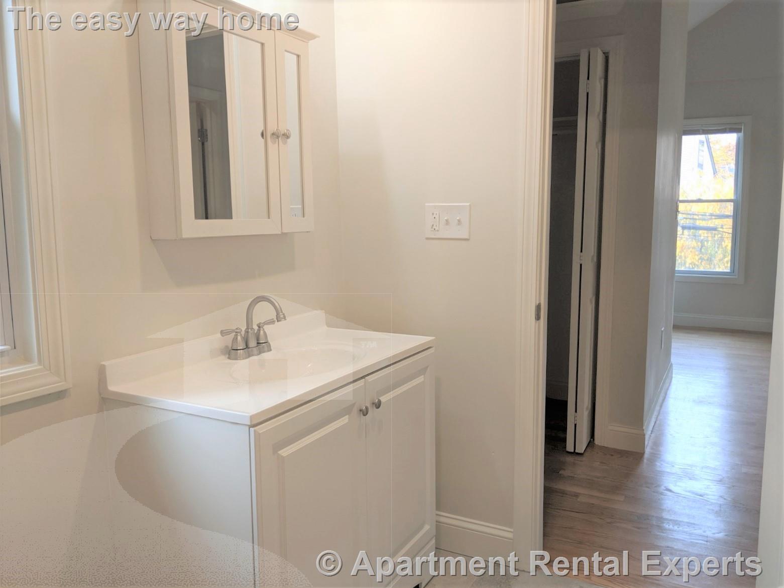 1 bed, 1 bath apartment for rent at 44 Cogswell Ave Unit 2, Porter Square — photo 10 of 15