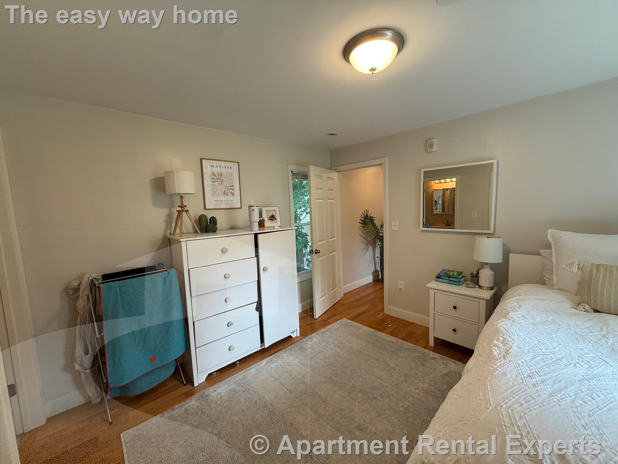 1 bed, 1 bath apartment for rent at 44 Cogswell Ave Unit 4, Porter Square — photo 8 of 10