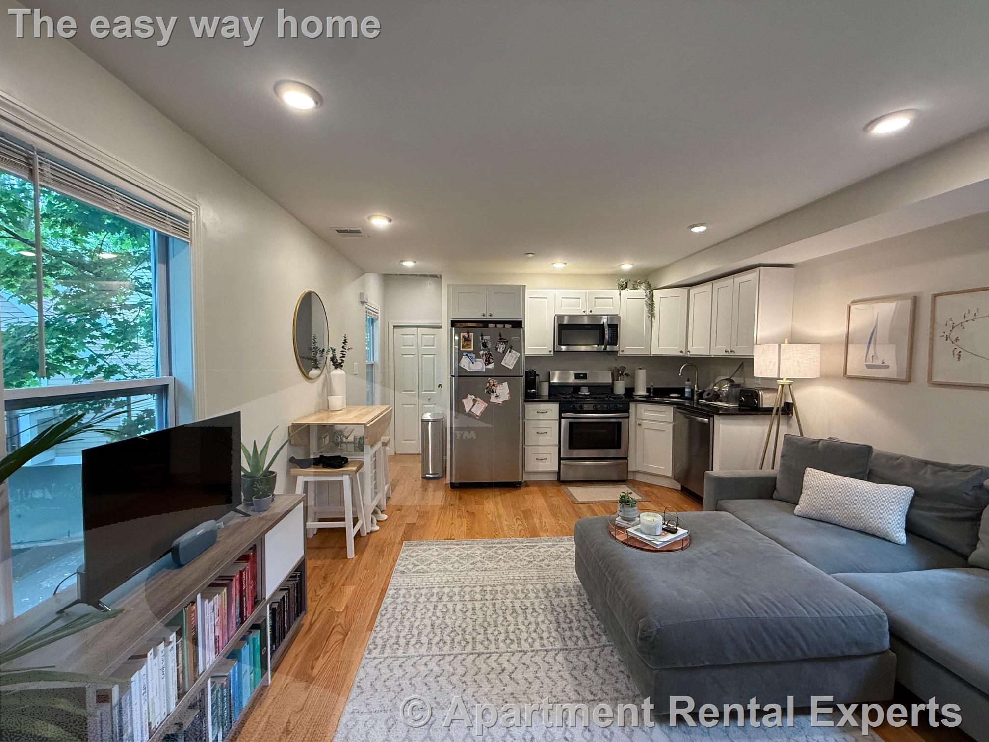 1 bed, 1 bath apartment for rent at 44 Cogswell Ave Unit 4, Porter Square — photo 3 of 10