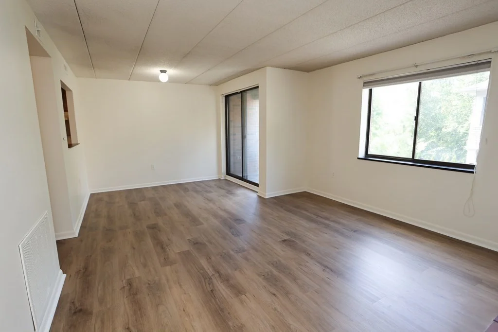 1 bed, 1 bath apartment for rent at 44 Concord Ave Unit 204, Neighborhood 9 — photo 5 of 15
