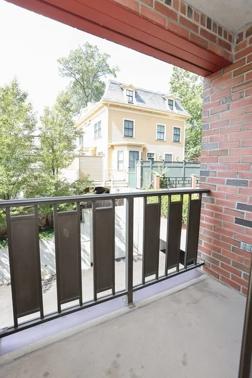 1 bed, 1 bath apartment for rent at 44 Concord Ave Unit 204, Neighborhood 9 — photo 10 of 15