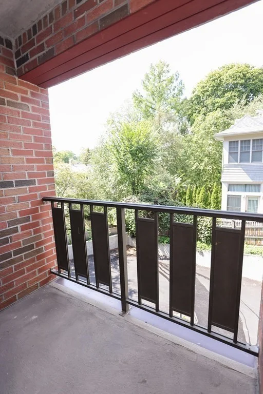 1 bed, 1 bath apartment for rent at 44 Concord Ave Unit 204, Neighborhood 9 — photo 11 of 15