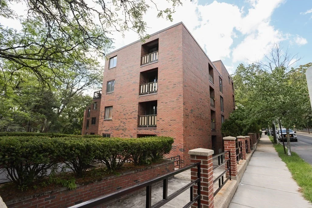 1 bed, 1 bath apartment for rent at 44 Concord Ave Unit 204, Neighborhood 9 — photo 15 of 15