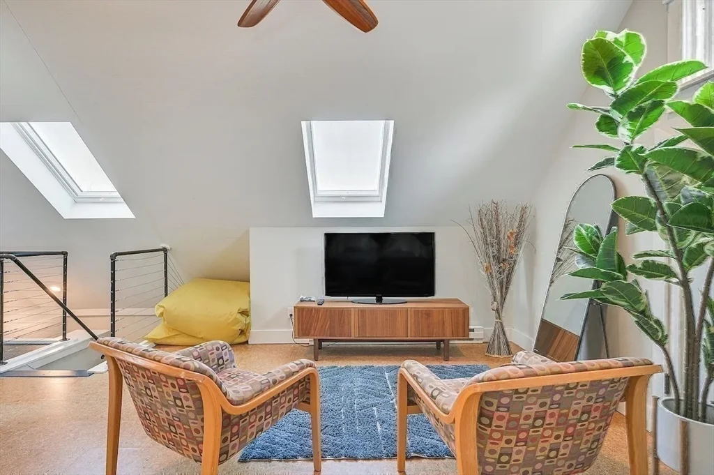 5 bed, 4+ bath apartment for rent at 44 Cottage St Unit SF, Watertown — photo 35 of 40
