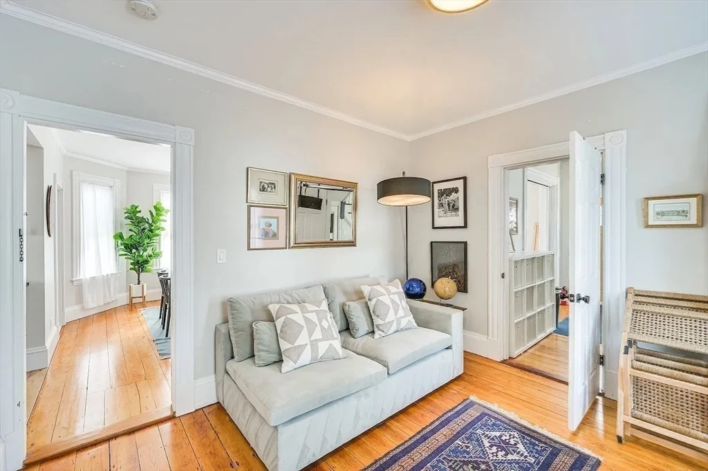 5 bed, 4+ bath apartment for rent at 44 Cottage St Unit SF, Watertown — photo 12 of 40