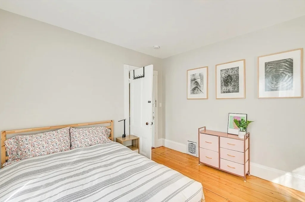 5 bed, 4+ bath apartment for rent at 44 Cottage St Unit SF, Watertown — photo 24 of 40